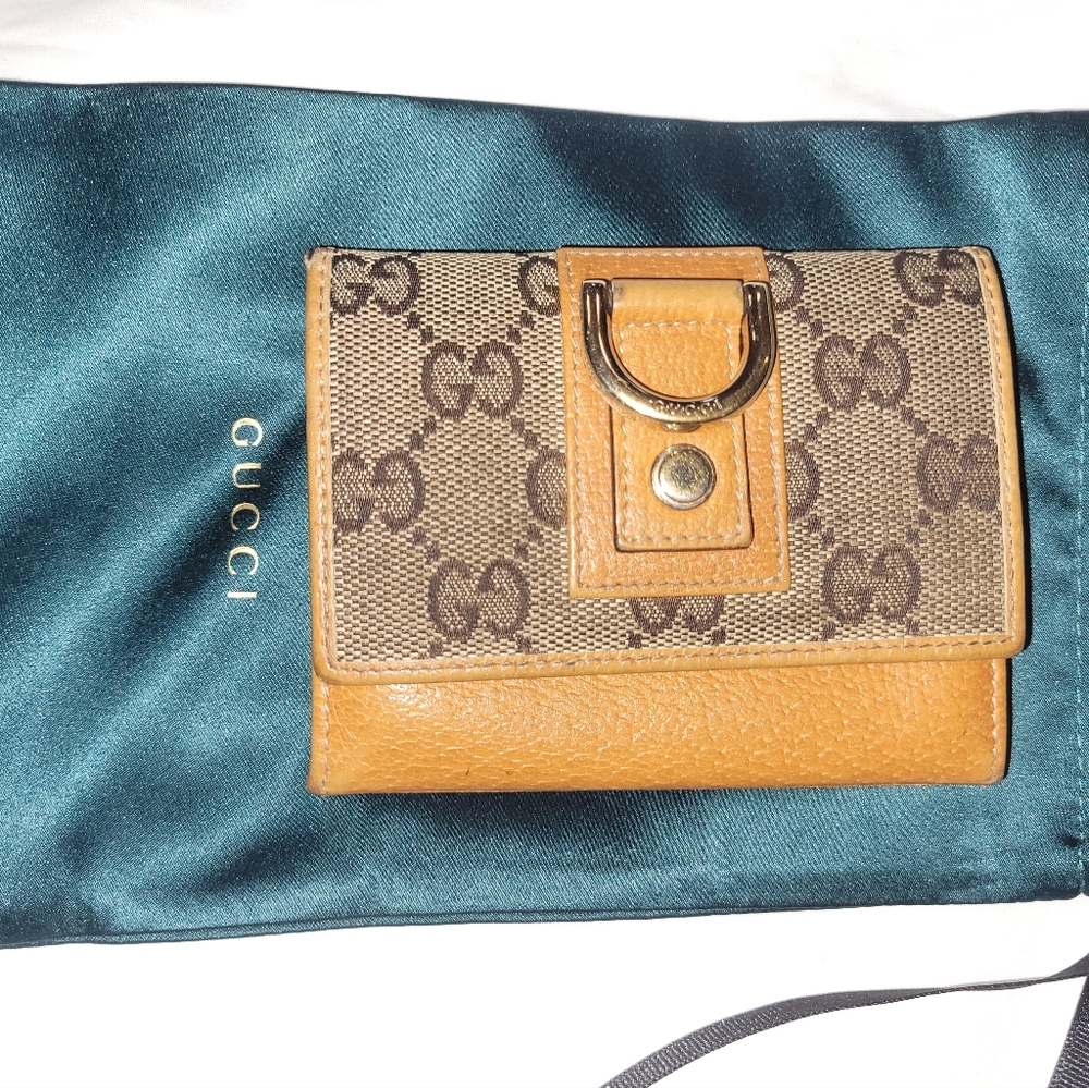 Gucci Wallet Authentic